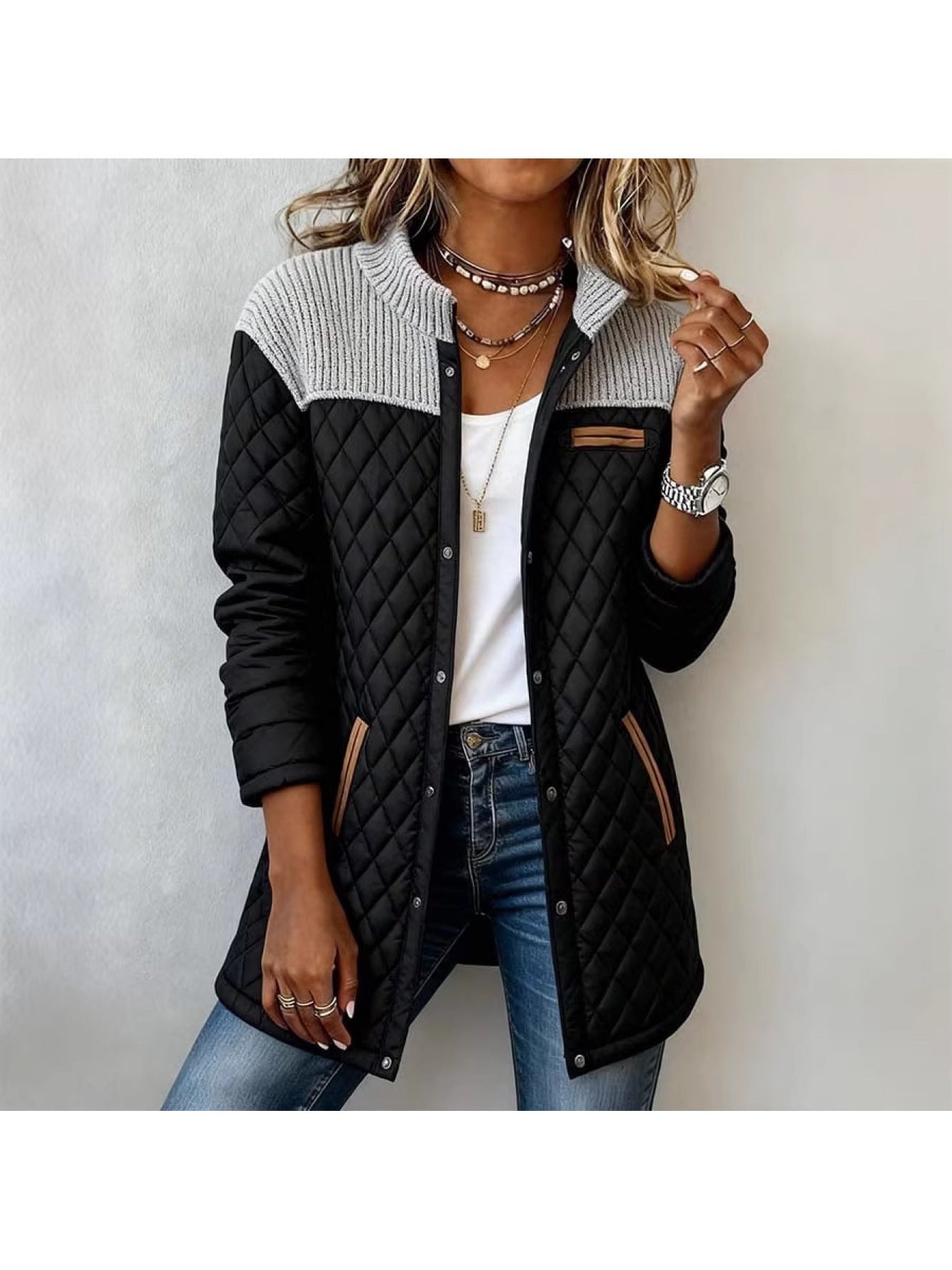 2026 Fall Winter Women'S Black Coat with Spliced Round Neck, Long Sleeves, Pockets, Loose Fit, And Diamond Quilted Padding