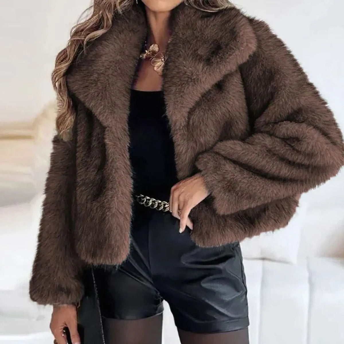 Chic Cropped Open-Front Fur Jacket with Wide Lapels