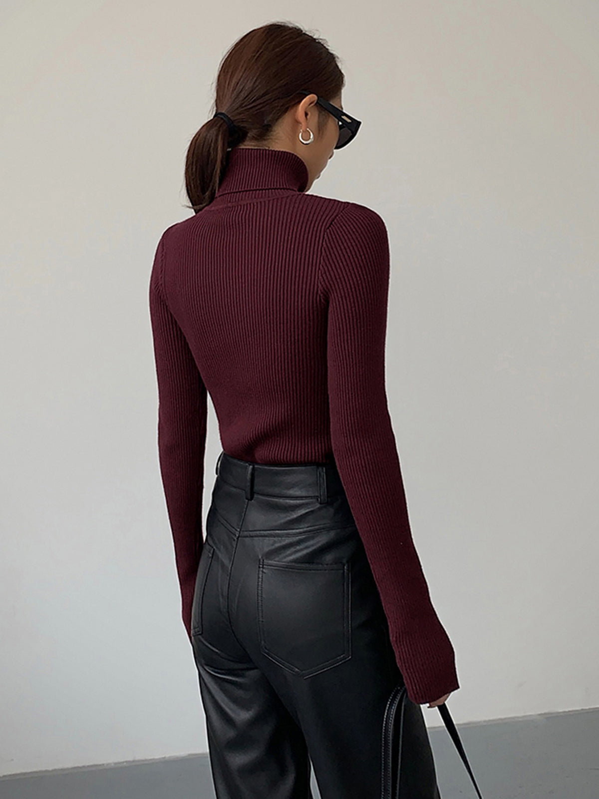 Fitted Ribbed Turtleneck Sweater with Long Sleeves