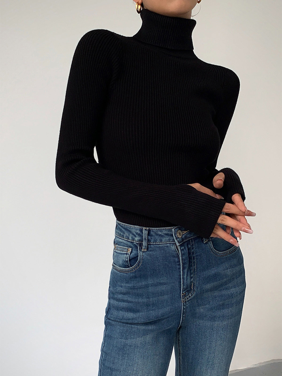Fitted Ribbed Turtleneck Sweater with Long Sleeves