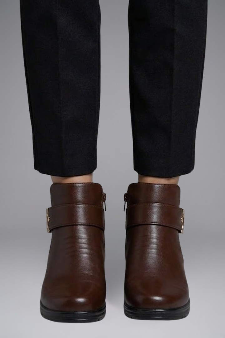 Ankle Boots Womens Wide Fit Leather Grip Sole Arch Support