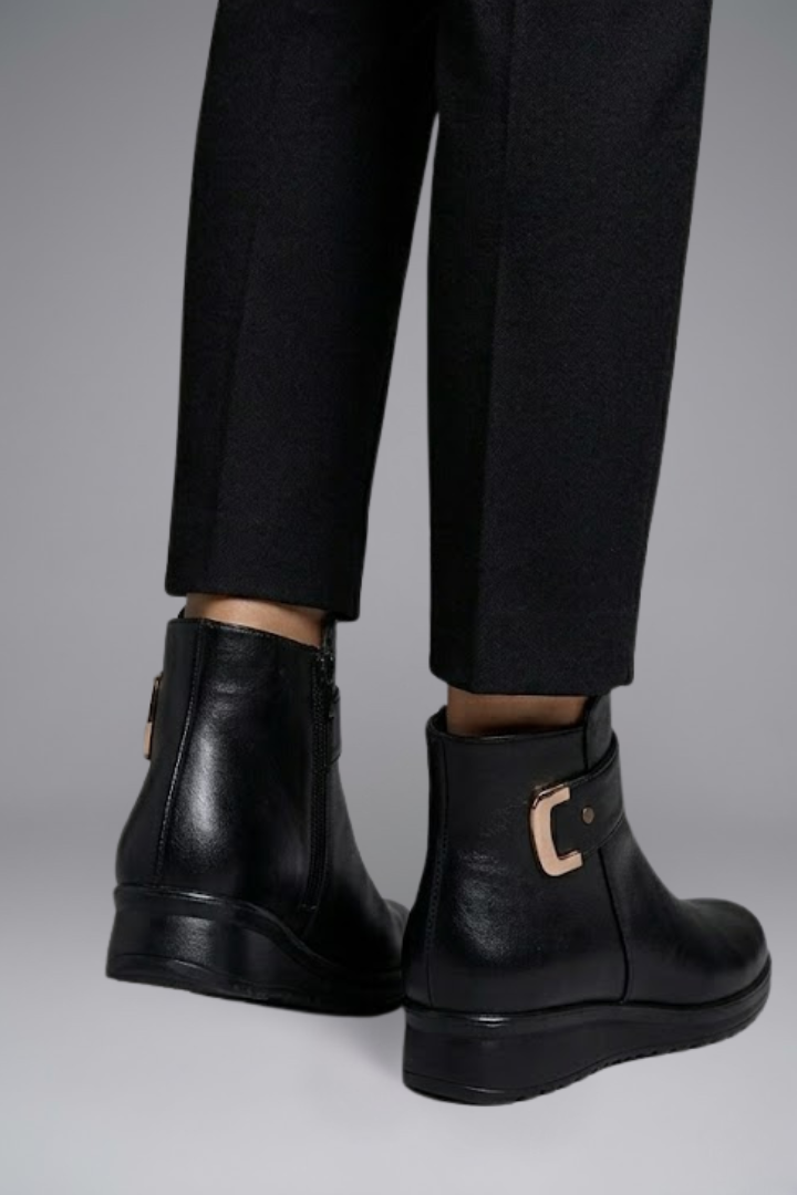 Ankle Boots Womens Wide Fit Leather Grip Sole Arch Support