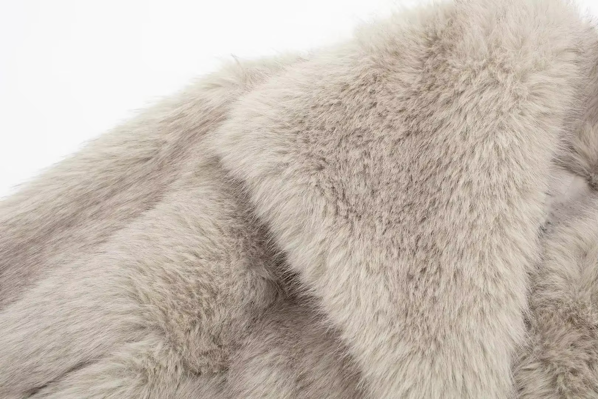 Charlotte | Women's Faux Fur Coat | Collared