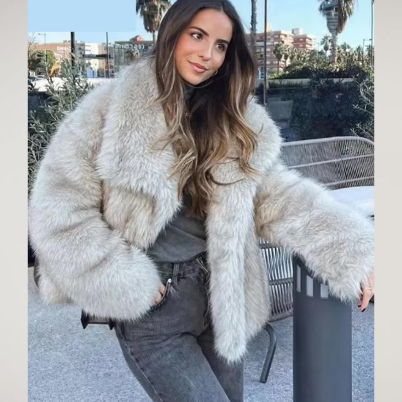 Charlotte | Women's Faux Fur Coat | Collared